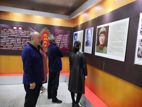 图片4 图片4
