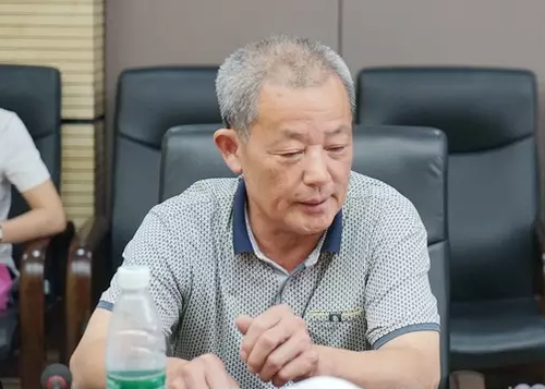 退休唐老师_副本