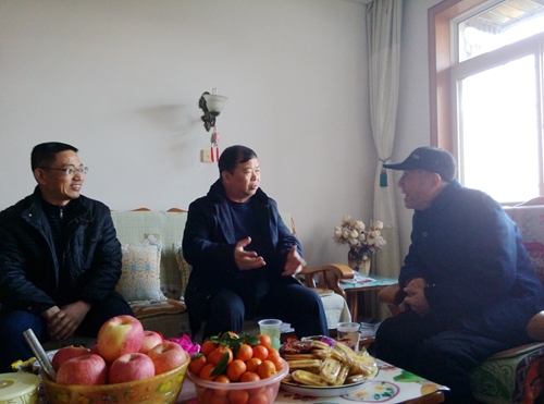 刘望走访_副本