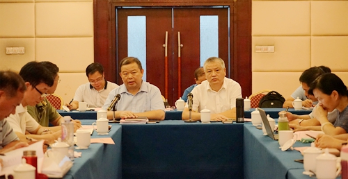 中心组学习 (2)