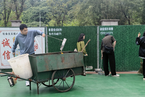 筑牢疫情防线 共创美好校园——湖南化工职院开展爱国卫生系列活动