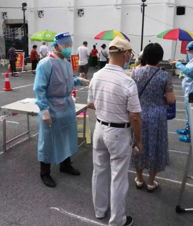 湖南化工职院马克思主义学院教师积极参加社区志愿服务