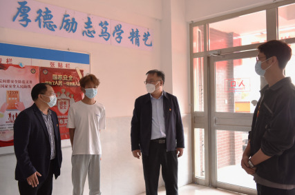 湖南化工职院：热血男儿，同心抗疫